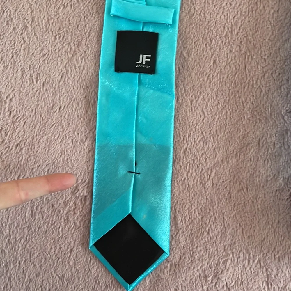 Silk Blend Teal Aquamarine Mint Green Blue Neck Tie by J Ferrar JF